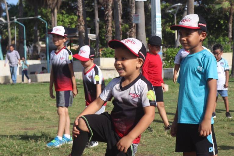 Inclusión y trabajo en equipo: Así se vive el campamento de La Jaula 45