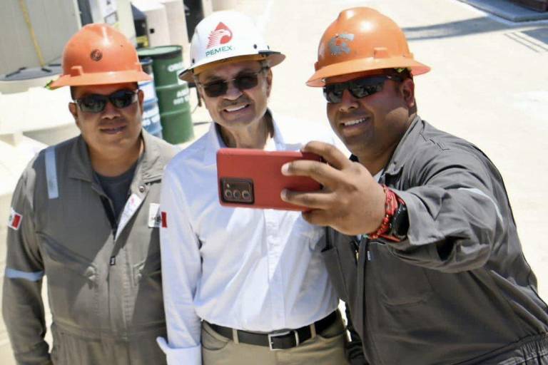 Octavio Romero no buscará Gubernatura de Tabasco: AMLO