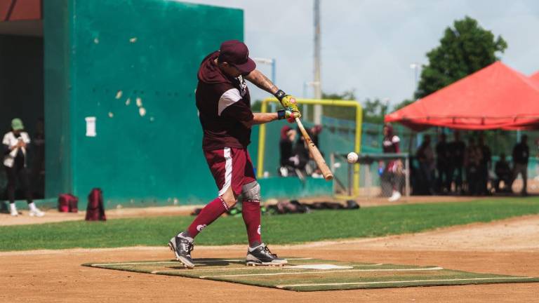Ramiro Peña ya entrena a la par de sus compañeros en el campamento de Tomateros de Culiacán.