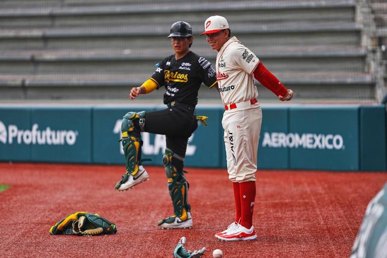 Prospectos guindas lucen su talento en el Juego de Futuras Estrellas