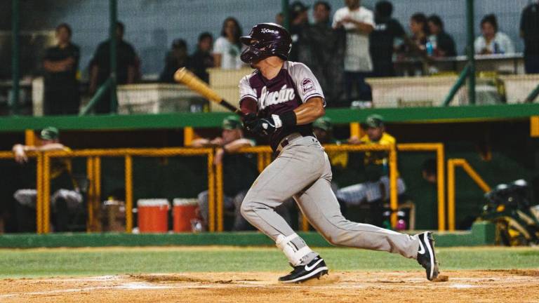 Tomateros de Culiacán se mantivo en Baja California Sur, donde superó a Cañeros de Los Mochis en La Baja Beis.
