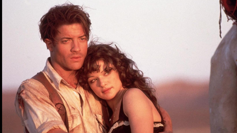 Brendan Fraser y Rachel Weisz retomarán sus papeles en la cuarta entrega de La Momia.