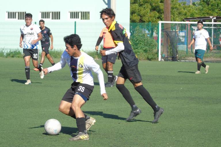 UPMYS-La Cruz y Educación Física ‘A’ se juegan el boleto