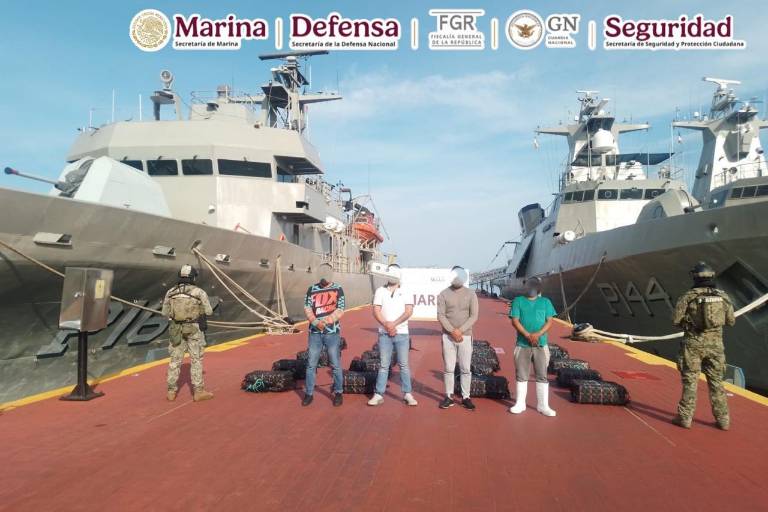 Aseguran más de media tonelada de cocaína en costas de Guerrero