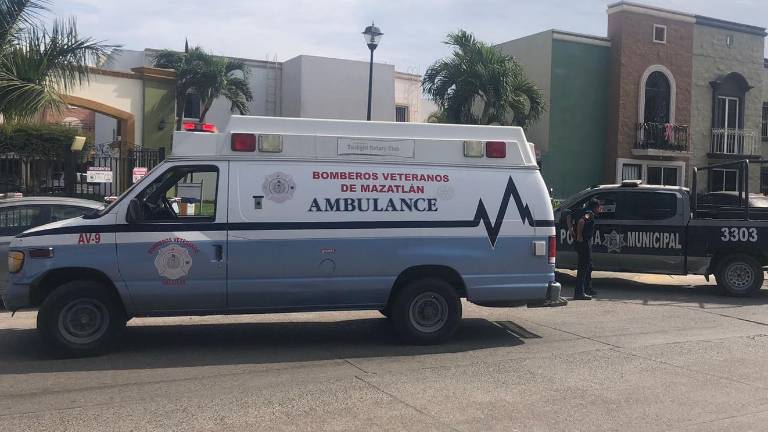 Al menos cuatro heridas de bala presentó la mujer al llegar al hospital.