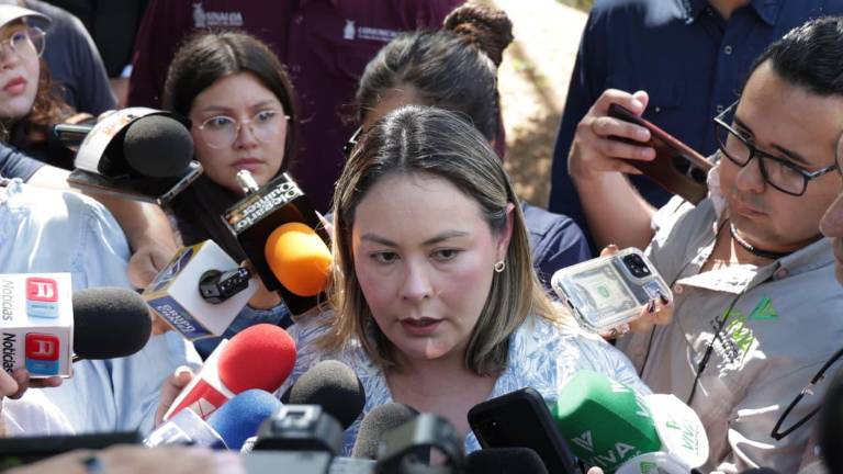 La Gobernadora interina de Sinaloa, Yeraldine Bonilla Valverde, dice que no ha tenido comunicación con Rubén Rocha Moya.