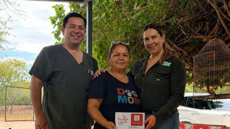 Familias recibieron el apoyo de medicamentos.