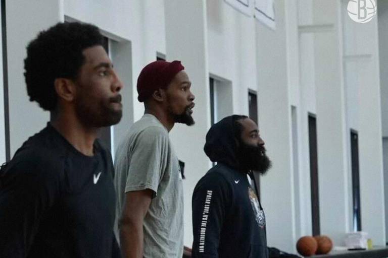 El Big 3 de los Brooklyn Nets jugaría su octavo partido juntos el sábado contra los Bulls