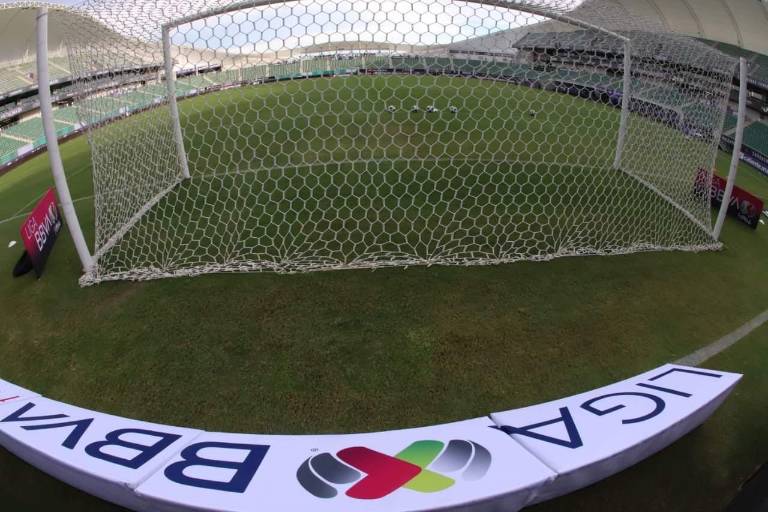 Con restricciones en ingreso se jugará en el Kraken a partir de este domingo