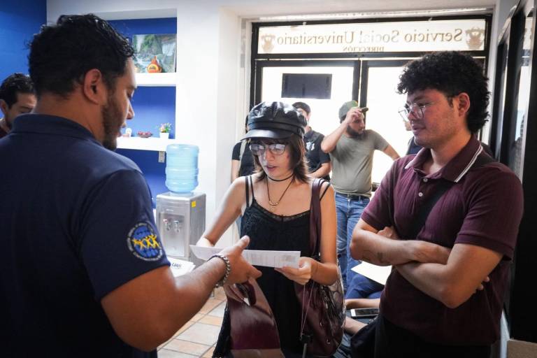 El Servicio Social Universitario despliega a más de 12 mil 900 brigadistas en proyectos de impacto social, convirtiendo sus conocimientos en acciones para la comunidad