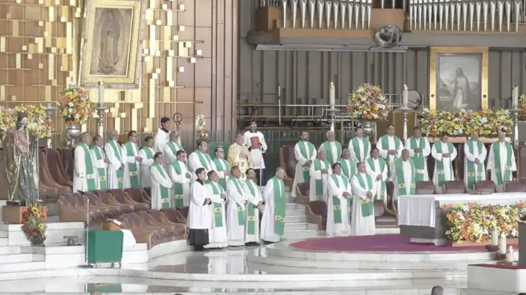 El Obispo Mario Espinosa Contreras ofició este domingo una misa de la Diócesis de Mazatlán en la Basílica de Guadalupe.