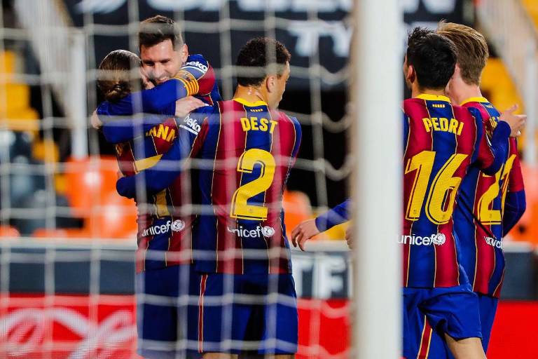 Lionel Messi sostiene al Barcelona en LaLiga