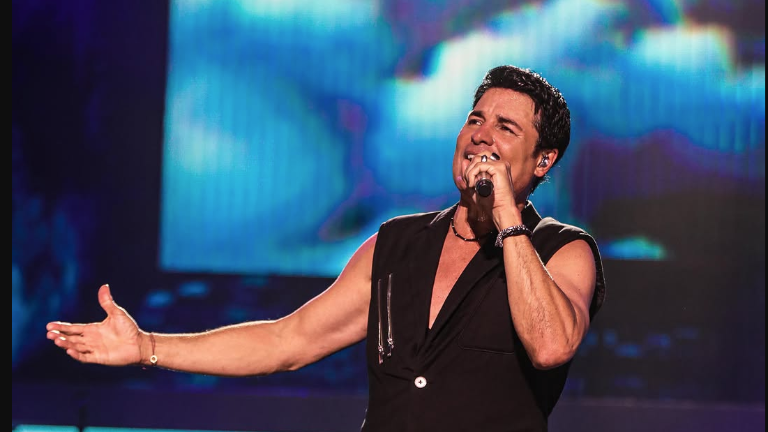 Chayanne estará en Mazatlán el 2 de mayo en el Estadio de Futbol El Encanto.