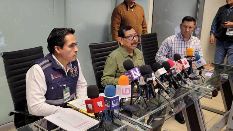 Conferencia en la que se reporta el balance del operativo Guadalupe-Reyes en Sinaloa.