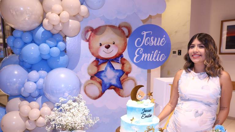 Yajaira Rosas celebra la dulce espera de Josué Emilio