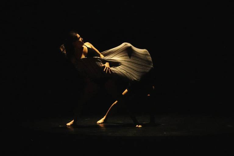 Xitlali Piña explora los cambios de identidad en Mis muchas vidas