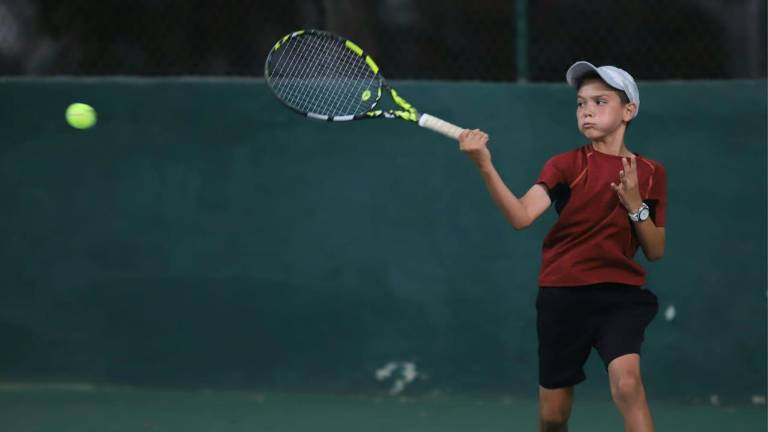 Lucca Becerra inició con victoria en la Copa Amstel Ultra de la Raza 2025.