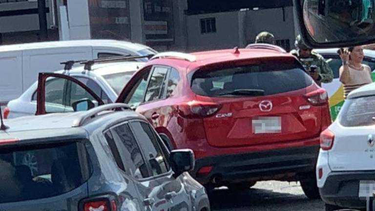 Tras el choque, no se reportaron personas lesionadas.