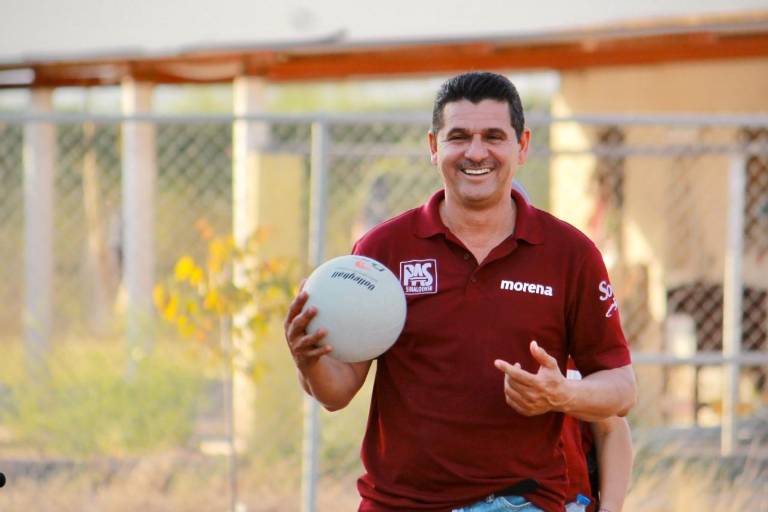 Salvador Alvarado se perfila para pintarse de guinda con Armando Camacho