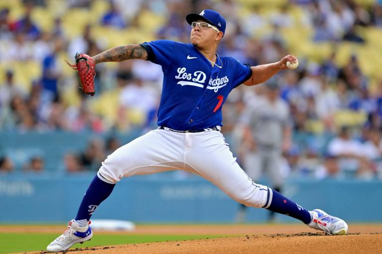 Julio Urías saca el temple y logra su victoria 11 de la campaña