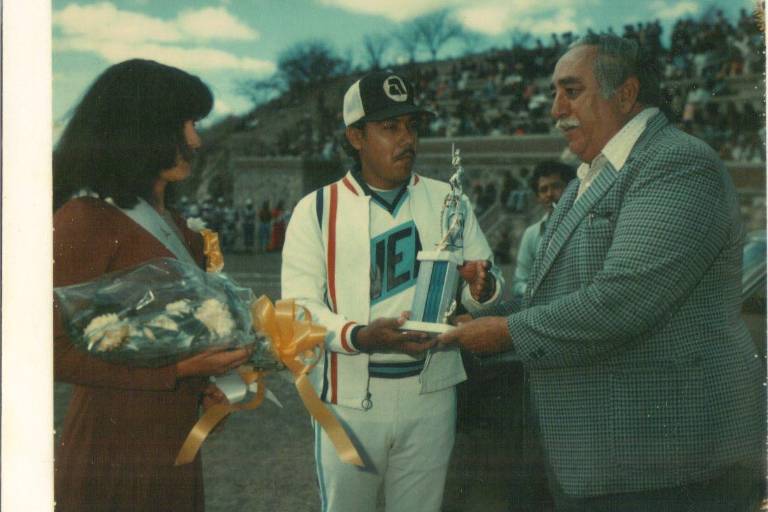 Gilberto Cárdenas Álvarez, una vida dedicada a la familia y al beisbol