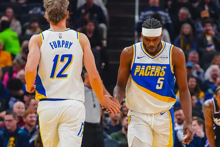 Russell Westbrook hace historia, pero Pacers igual derrota a Kings