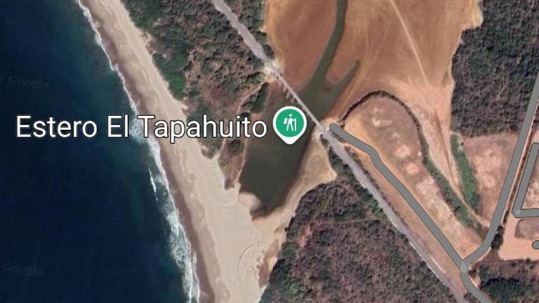 El cuerpo de la mujer se localizó en la zona poniente del estero El Tapahuito.