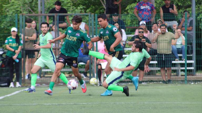 Elota sigue en la contienda por el título en el Nacional de Futbol Libre Varonil.