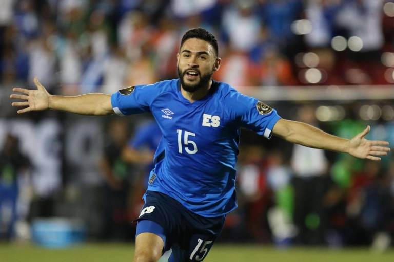 El Salvador gana a Guatemala y lidera grupo de México en Copa Oro