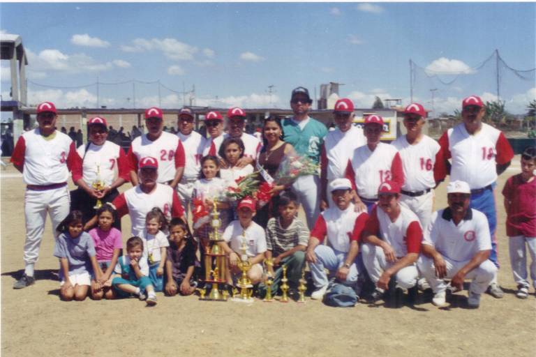 Gilberto Cárdenas Álvarez, una vida dedicada a la familia y al beisbol