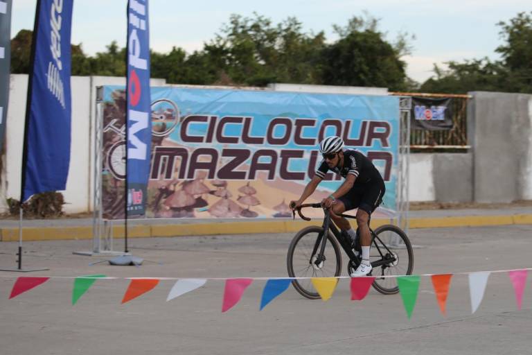 El olímpico Gerardo Ulloa se siente honrado por la invitación al Ciclotour Mazatlán