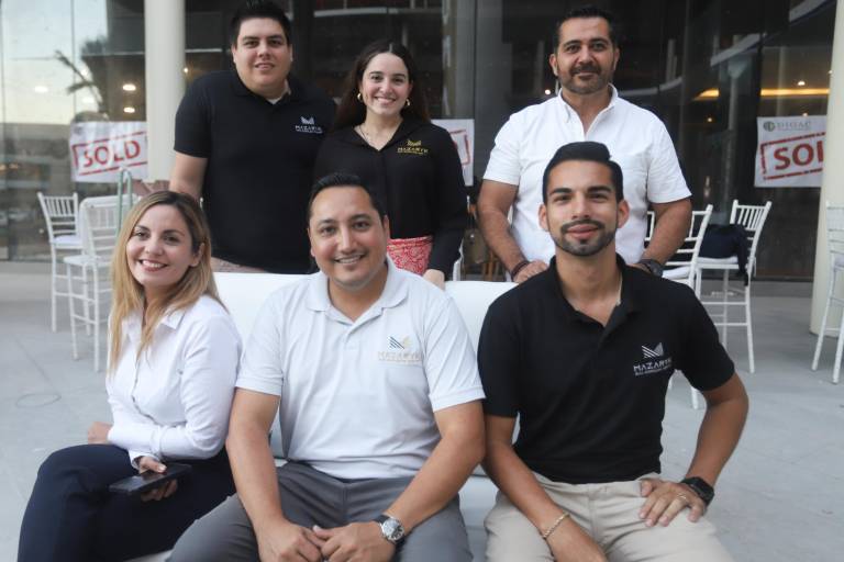 Llega al puerto Punto Laguna Towers &amp; Mall