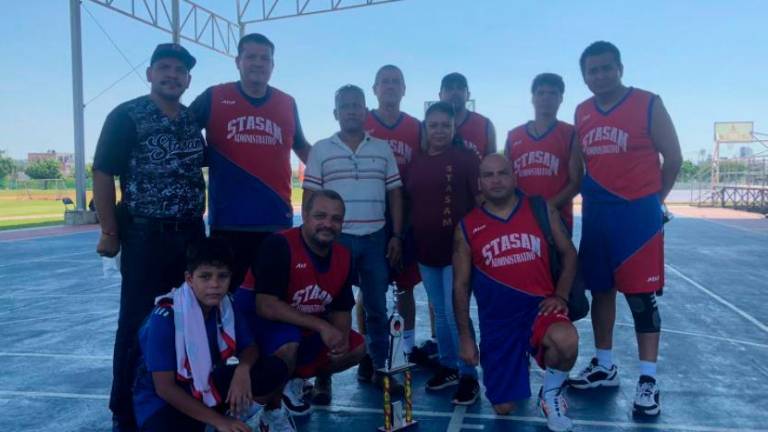 El equipo de Administrativo fue campeón de la semana deportiva del Sindicato de los Trabajadores al Servicio del Ayuntamiento de Mazatlán.