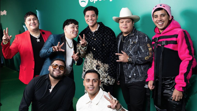 Grupo Firme retomará sus presentaciones este 2024.