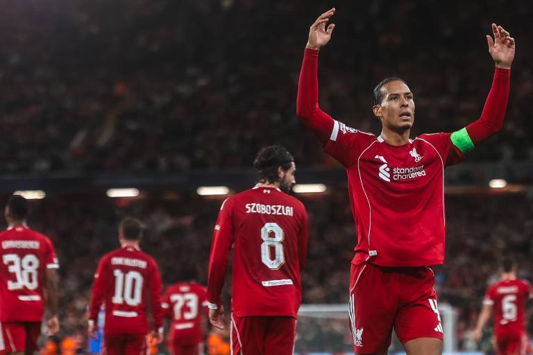 Liverpool se impone en intenso encuentro al Atlético de Madrid