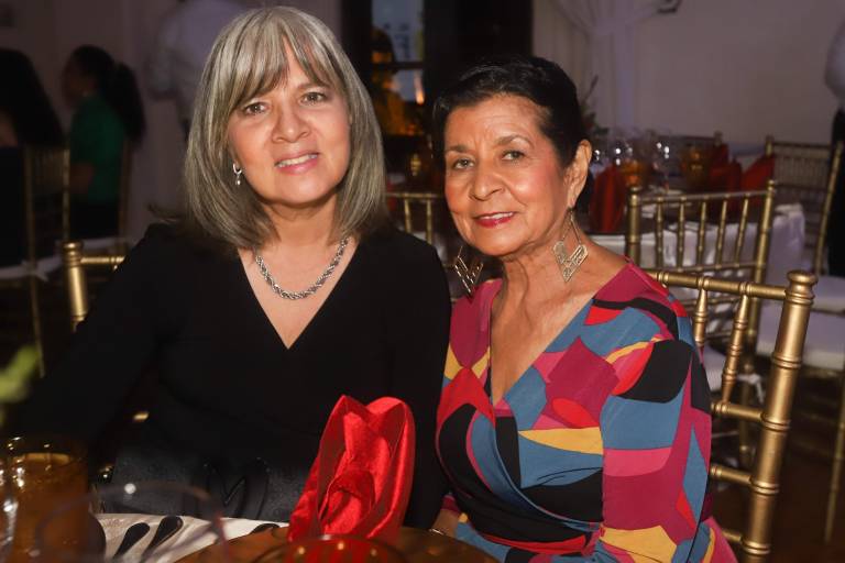 Reciben fundadores de Panamá, Ignacio Osuna y Olivia Vidaurri distinción en ‘Amores y Sabores 2023’