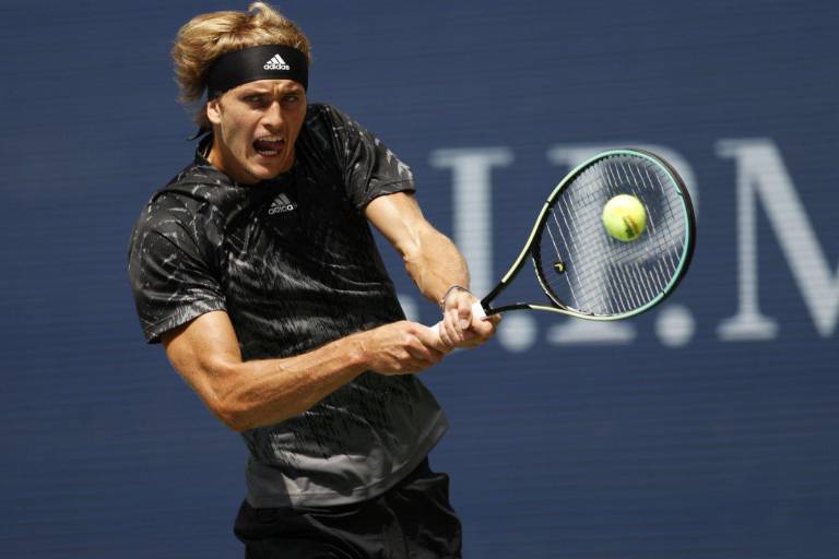 Alexander Zverev mostró su buen momento ante Sam Querrey, en su debut en el Abierto de Estados Unidos