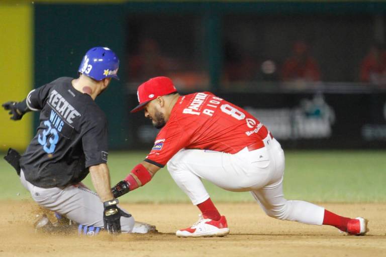 Venados de Mazatlán logra sensacional voltereta y asegura la serie ante Yaquis de Ciudad Obregón