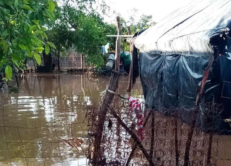 $!Protección Civil de Rosario reporta 70 viviendas inundadas por las lluvias
