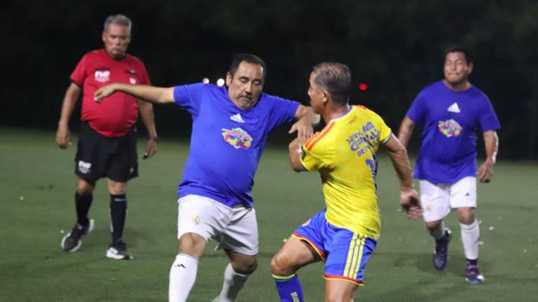 Costa Marinera vence a Frutería Bernal y consolida el liderato en el Torneo de Futbol del Recuerdo 2026.