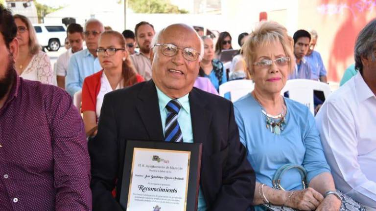 Fallece en Mazatlán el profesor José Guadalupe Rincón Andrade