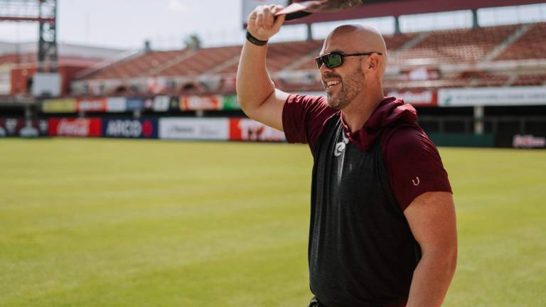Derrick Loop ya reportó al campamento de Tomateros de Culiacán.