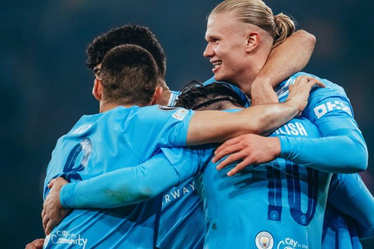 Con doblete de Haaland, Manchester City golea al Young Boys y se coloca en la cima del Grupo G