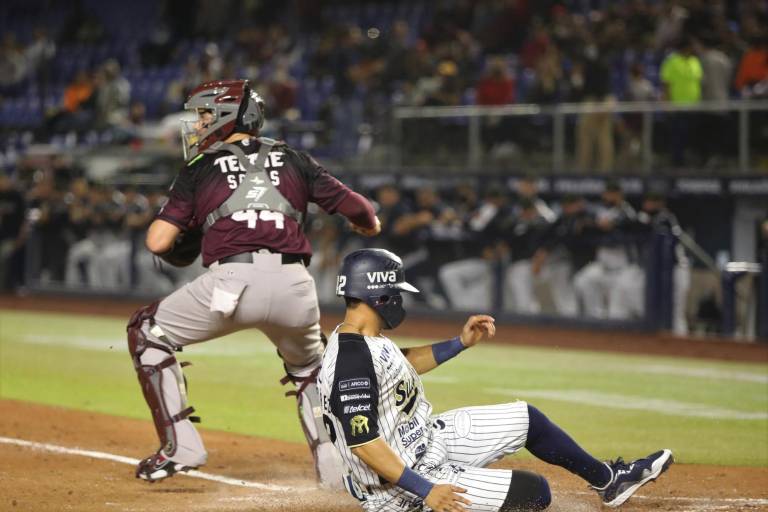 Sultanes de Monterrey se lleva el definitivo en extrainnings ante Tomateros de Culiacán