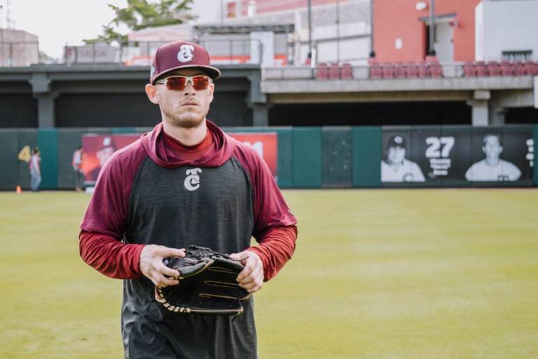 La energía de Jesús Fabela se incorpora a los entrenamientos de Tomateros de Culiacán