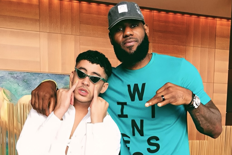 Baila Lebron James al ritmo de Bad Bunny, durante su concierto en Puerto Rico