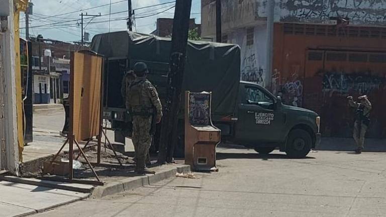 Militares aseguraron más de una docena de máquinas tragamonedas en la colonia Casa Redonda.