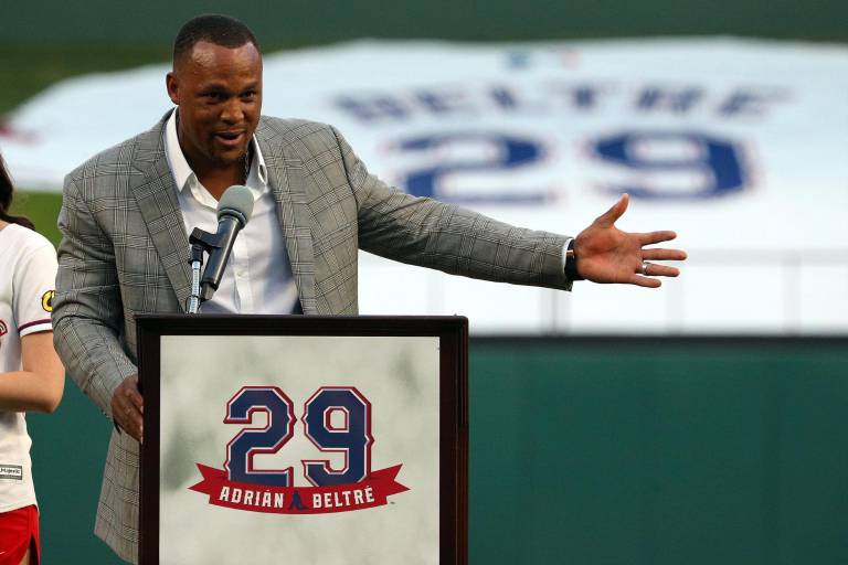 Adrián Beltré al Salón de la Fama de los Rangers de Texas