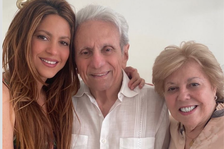 Ingresa padre de Shakira a hospital de Barcelona para ser operado