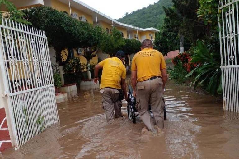 Asegura Protección Civil Rosario que familias viven con psicosis por sus pérdidas y que haya otro fenómeno